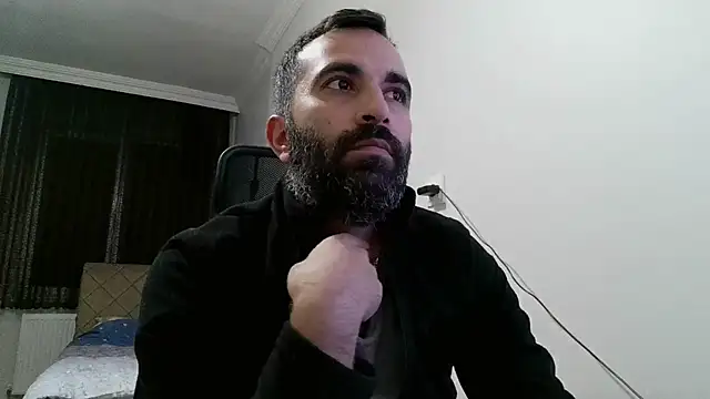 Snapshot of tgltplsr chatting on December 2024 01:32:01 AM tgltplsr online show from December 2024 01:32:01 AM