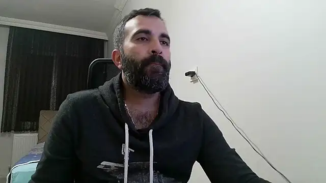 Snapshot of tgltplsr chatting on December 2024 01:18:01 AM tgltplsr online show from December 2024 01:18:01 AM