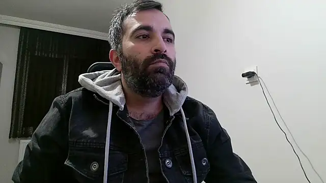 Snapshot of tgltplsr chatting on January 2025 10:06:01 PM tgltplsr online show from January 2025 10:06:01 PM