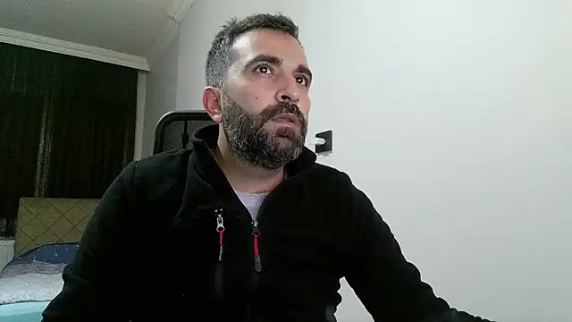 Snapshot of tgltplsr chatting on February 2025 09:46:02 PM tgltplsr online show from February 2025 09:46:02 PM