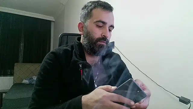 Snapshot of tgltplsr chatting on March 2025 01:32:02 AM tgltplsr online show from March 2025 01:32:02 AM