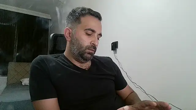 Snapshot of tgltplsr chatting on September 2025 09:25:01 PM tgltplsr online show from September 2025 09:25:01 PM