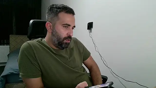 Snapshot of tgltplsr chatting on October 2025 06:28:02 PM tgltplsr online show from October 2025 06:28:02 PM