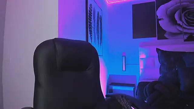 lena banks online show from November 2025 09:57:02 PM