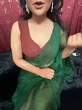 Snapshot of LuscousPussy chatting on January 2025 04:01:02 PM LuscousPussy online show from January 2025 04:01:02 PM