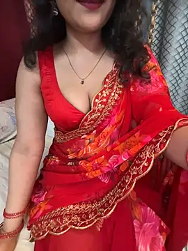 Snapshot of LuscousPussy chatting on November 2025 06:32:01 PM LuscousPussy online show from November 2025 06:32:01 PM