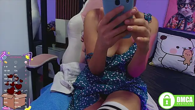 Snapshot of ana_gadot chatting on May 2026 12:43:01 PM ana gadot online show from May 2026 12:43:01 PM