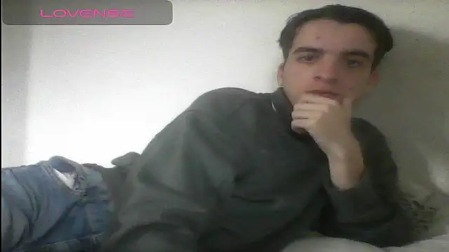 Snapshot of Tombgy07 chatting on March 2025 04:35:02 PM Tombgy07 online show from March 2025 04:35:02 PM