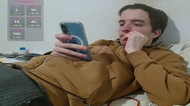 Tombgy07 online show from February 2026 09:27:01 PM