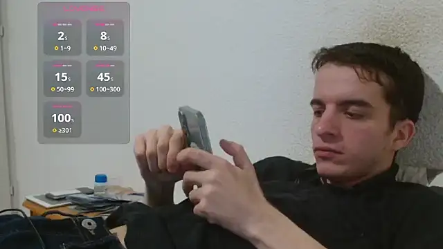 Snapshot of Tombgy07 chatting on April 2026 07:49:01 PM Tombgy07 online show from April 2026 07:49:01 PM