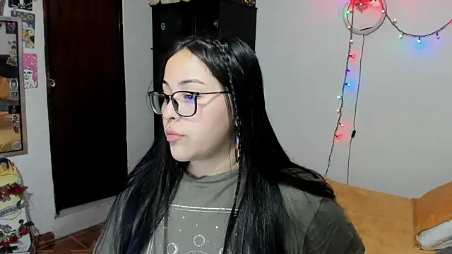 Snapshot of persefone_core chatting on December 2024 03:59:01 AM persefone core online show from December 2024 03:59:01 AM