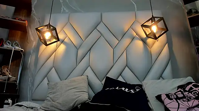 Snapshot of SakuraLee_ chatting on February 2025 07:28:01 PM SakuraLee online show from February 2025 07:28:01 PM