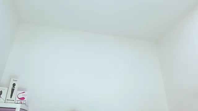 Snapshot of sashacreamy_ chatting on September 2025 04:15:01 AM sashacreamy online show from September 2025 04:15:01 AM