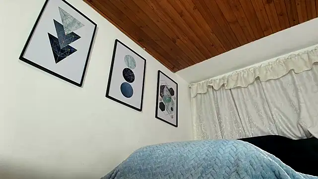 sam her online show from October 2025 09:00:02 PM