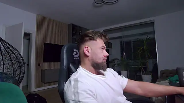 UbbeViking online show from February 2025 07:06:01 PM