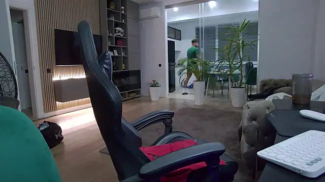 UbbeViking online show from February 2025 07:49:01 PM