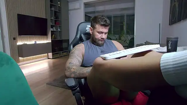 UbbeViking online show from November 2025 07:12:02 PM