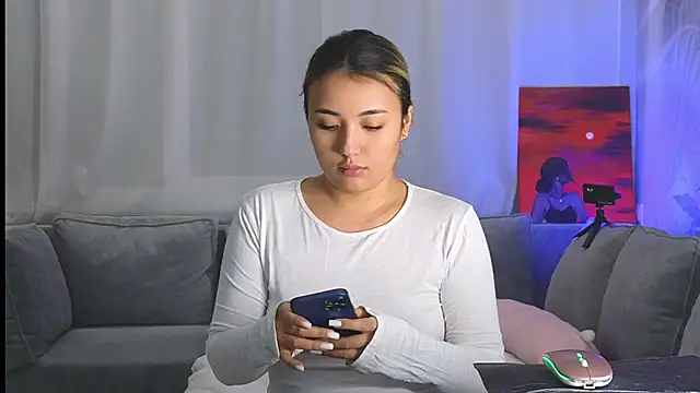 lily  foster online show from February 2025 07:02:02 PM