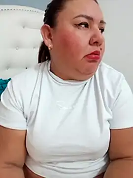 HORNY MATURE25 online show from November 2025 03:55:01 PM