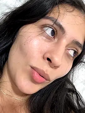 Sophie  Foxxx online show from October 2025 08:01:01 AM