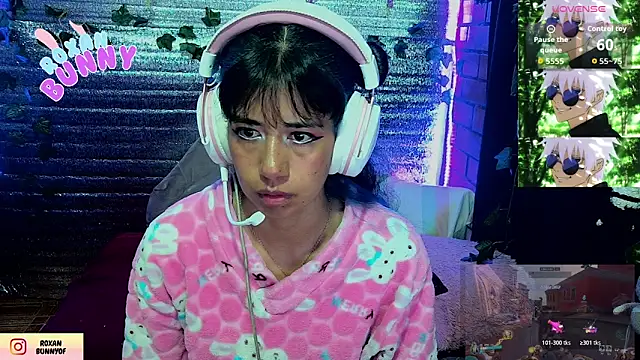 Roxanbunny1 online show from March 2026 01:53:02 AM