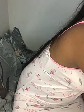 Rose Olivia online show from January 2025 12:56:01 PM