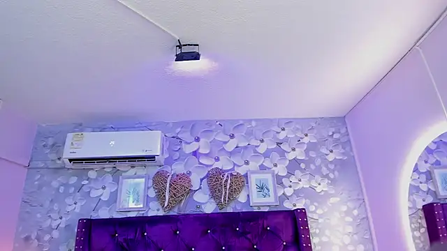 dalila salazar online show from May 2026 10:36:01 AM