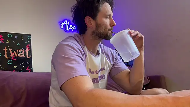 alexmannd online show from May 2026 08:10:02 PM