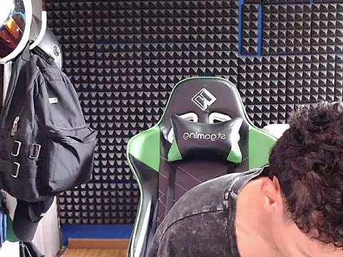 Curly Angel24 online show from October 2025 12:11:01 PM