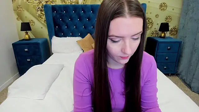 Katrina Minchels online show from March 2025 01:07:01 PM