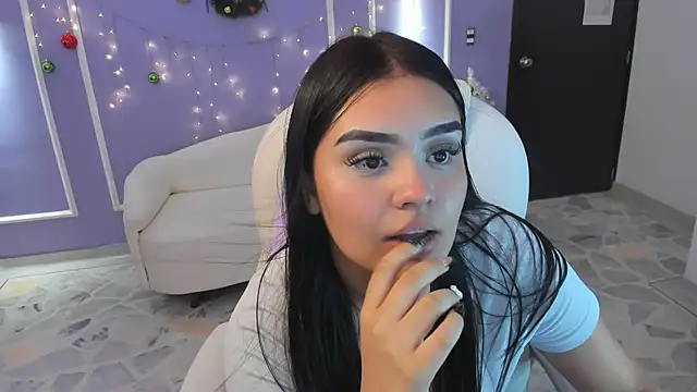 Snapshot of martinasaez chatting on January 2025 10:24:01 PM martinasaez online show from January 2025 10:24:01 PM