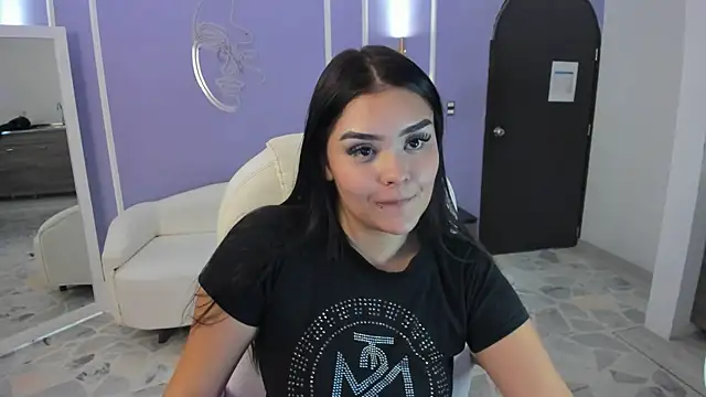 Snapshot of martinasaez chatting on January 2025 12:59:01 AM martinasaez online show from January 2025 12:59:01 AM