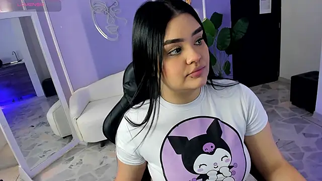 Snapshot of martinasaez chatting on September 2025 08:12:02 PM martinasaez online show from September 2025 08:12:02 PM