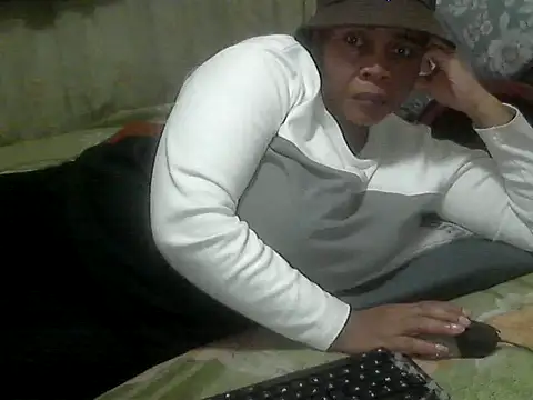 BLACKMILF4U online show from June 2026 04:51:02 PM