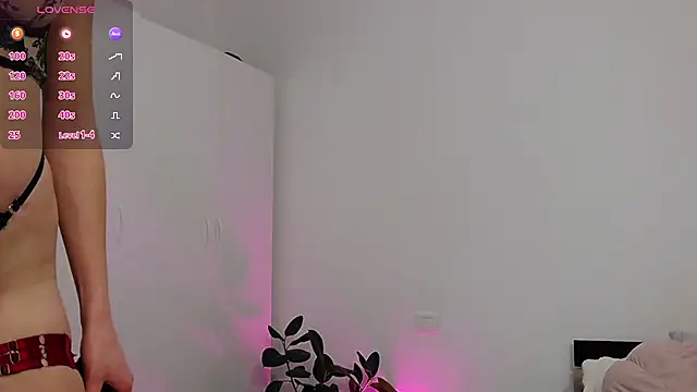 YourSweetSinn online show from December 2025 06:48:01 PM