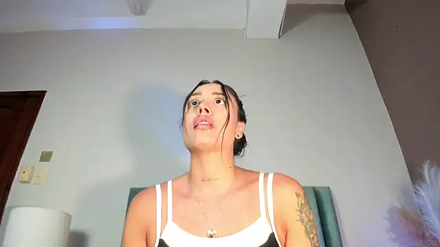 NoraDasilva online show from March 2026 12:37:01 AM