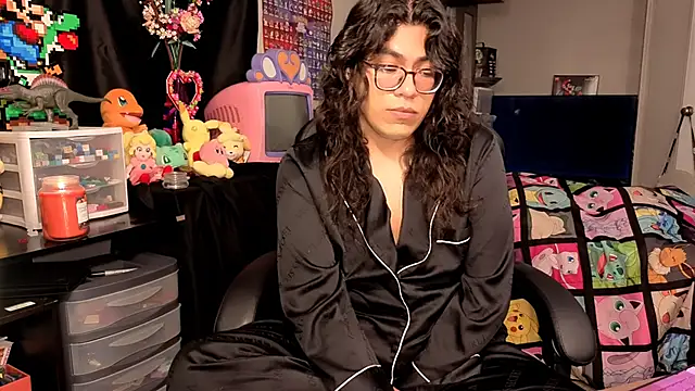 ShinyCherub online show from October 2025 05:43:02 PM