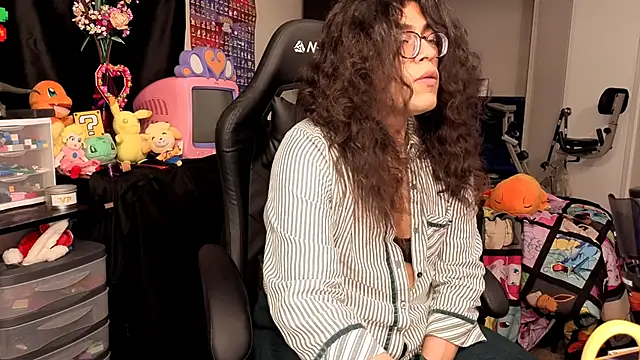 ShinyCherub online show from October 2025 05:58:02 PM