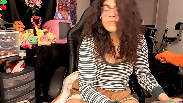 ShinyCherub online show from October 2025 10:29:01 AM