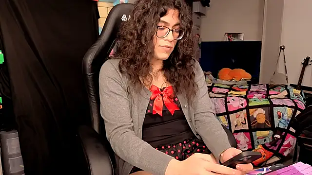 ShinyCherub online show from December 2025 10:26:01 PM