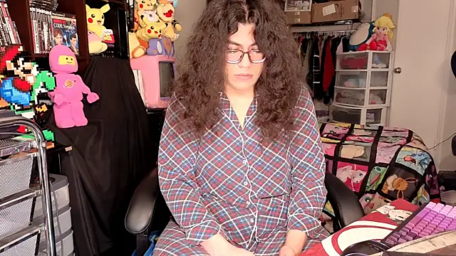 ShinyCherub online show from June 2026 09:14:01 PM