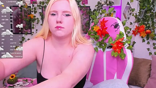 art lovee online show from October 2025 02:14:02 AM