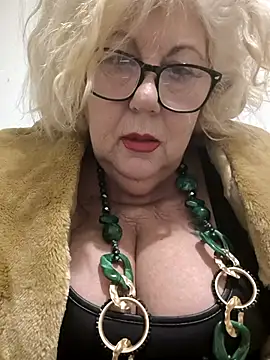 Merilulla online show from November 2025 02:34:02 AM