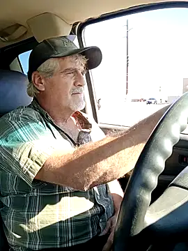 TTolbert online show from December 2024 06:04:02 PM