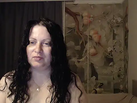 Lillian2 online show from July 2026 09:13:01 PM
