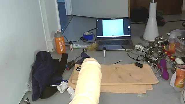 Snapshot of Soumis7575 chatting on April 2026 10:20:02 AM Soumis7575 online show from April 2026 10:20:02 AM