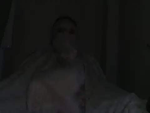 Snapshot of maxstelll chatting on March 2026 04:18:02 AM maxstelll online show from March 2026 04:18:02 AM