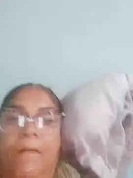 Delicy1 online show from December 2024 09:05:02 PM