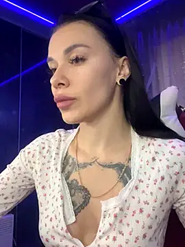 Snapshot of Queen_of_pain chatting on October 2025 07:38:02 AM Queen of pain online show from October 2025 07:38:02 AM