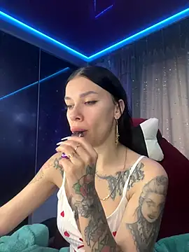 Snapshot of Queen_of_pain chatting on November 2025 06:24:02 AM Queen of pain online show from November 2025 06:24:02 AM